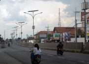 Gelap Dan Remang-Remang, LPJU Flyover Peterongan Dikeluhkan
