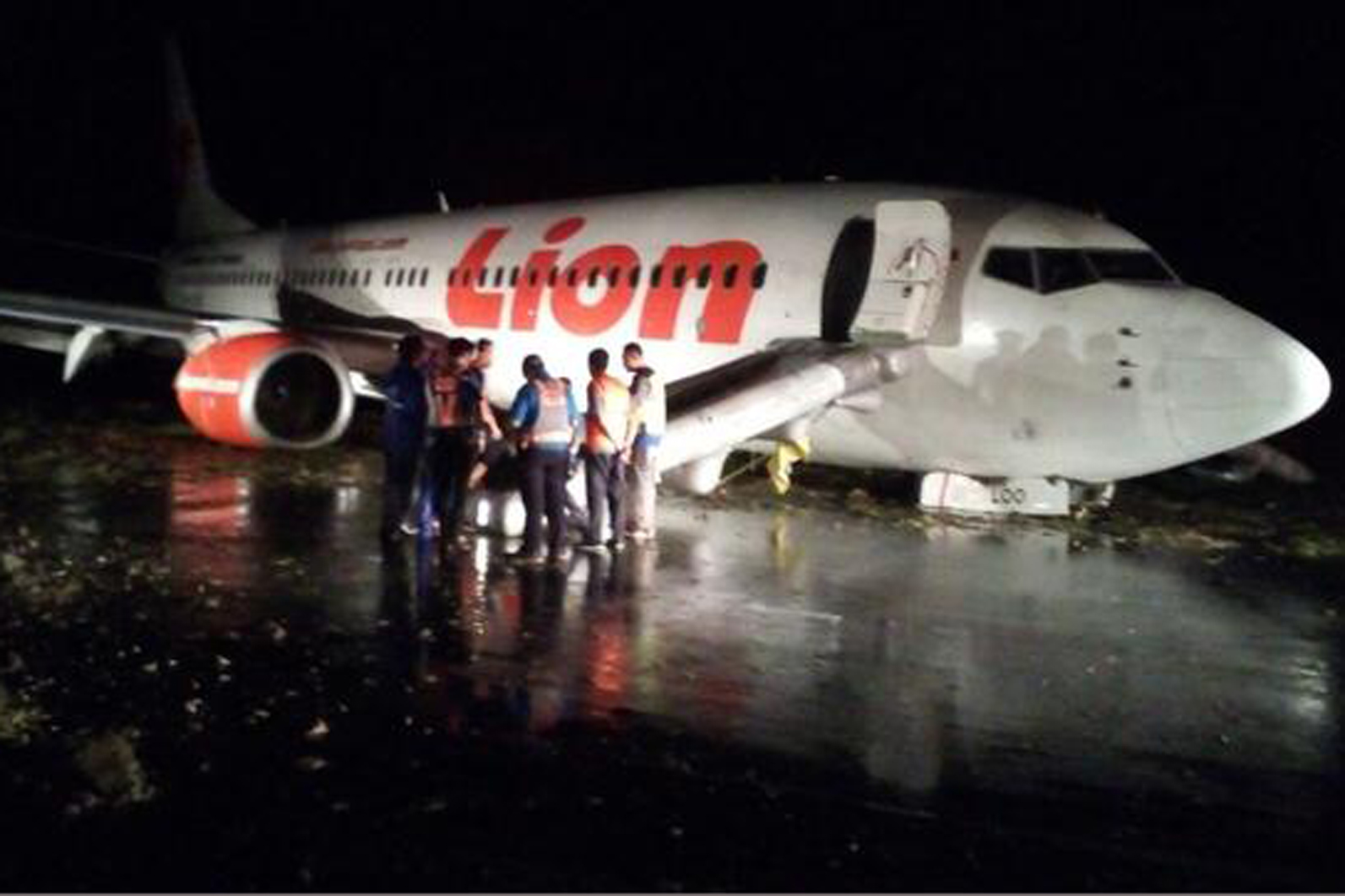 Lion Air Tergelincir di bandara Gorontalo
