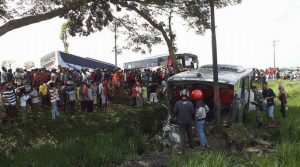 Tabrakan Beruntun Di Ngawi, Melibatkan Tiga Bus dan Satu Kijang Inova