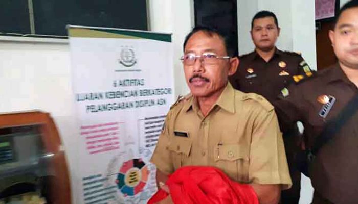 Diduga Korupsi Dana Desa,  Kades Di Gresik Ditahan Kejari