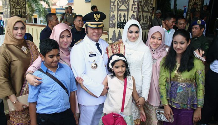 OTT Di Lampung Selatan, KPK Amankan Bupati Dan 11 Orang Lainya