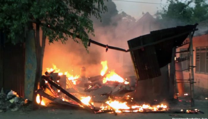 Si Jago Merah Lalap Rumah Dan Bengkel  Knalpot Di Jombang