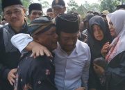 Isak Tangis Keluarga Sambut Jenazah Putra Sulung Bupati Mojokerto Nonaktif