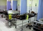 Minibus Tabrak Rombongan Anak Patrol Sahur Di Jombang, 7 Orang Terluka