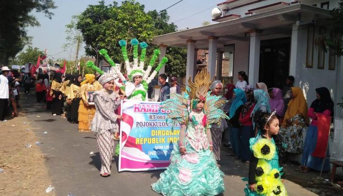 Memperingati  HUT Kemerdekaan RI Ke 74, Desa Pojok Kulon Mengelar  Acara Karnaval