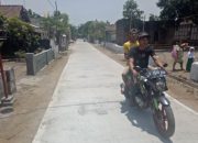 Pemdes Carangrejo Realisasikan Dana Desa 2019, Bangun Jalan Lingkungan