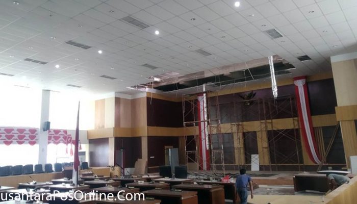 Baru 6 Bulan Diresmikan Gedung Baru DPRD Kota Bogor Rp 72 Milyar, Ambrol
