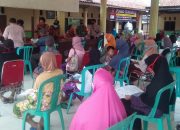 135 Warga Desa Alang-Alang Caruban Terima Bansos Tunai Dari Kemensos RI
