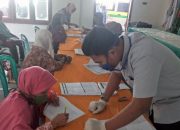 Pemdes Sumbermulyo Salurkan Bansos BPNT Perluasan Kepada 275 KK