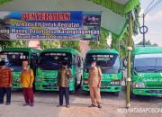 Luar Biasa, Kades Di Jombang Memberi Bantuan 4 Mobil Isuzu Elf  Untuk 4 Dusun