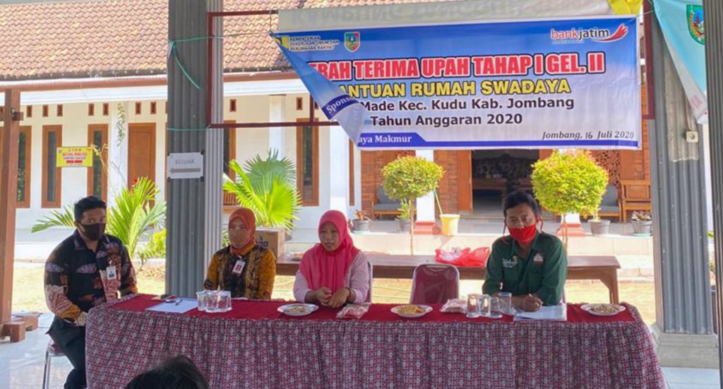 Dinas Perkim Jombang Salurkan DAK Bantuan Rumah Swadaya Didesa Made Kudu
