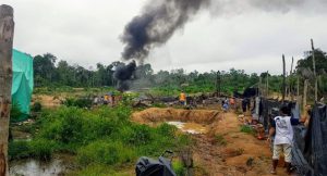 Sumur Minyak Ilegal Di Muratara Meledak, 2 Penambang Terluka