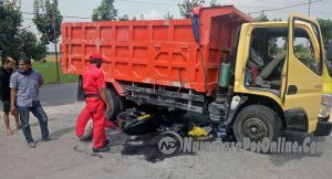 LAKALANTAS JOMBANG : Babinsa Desa Kabuh Alami Kecelakaan