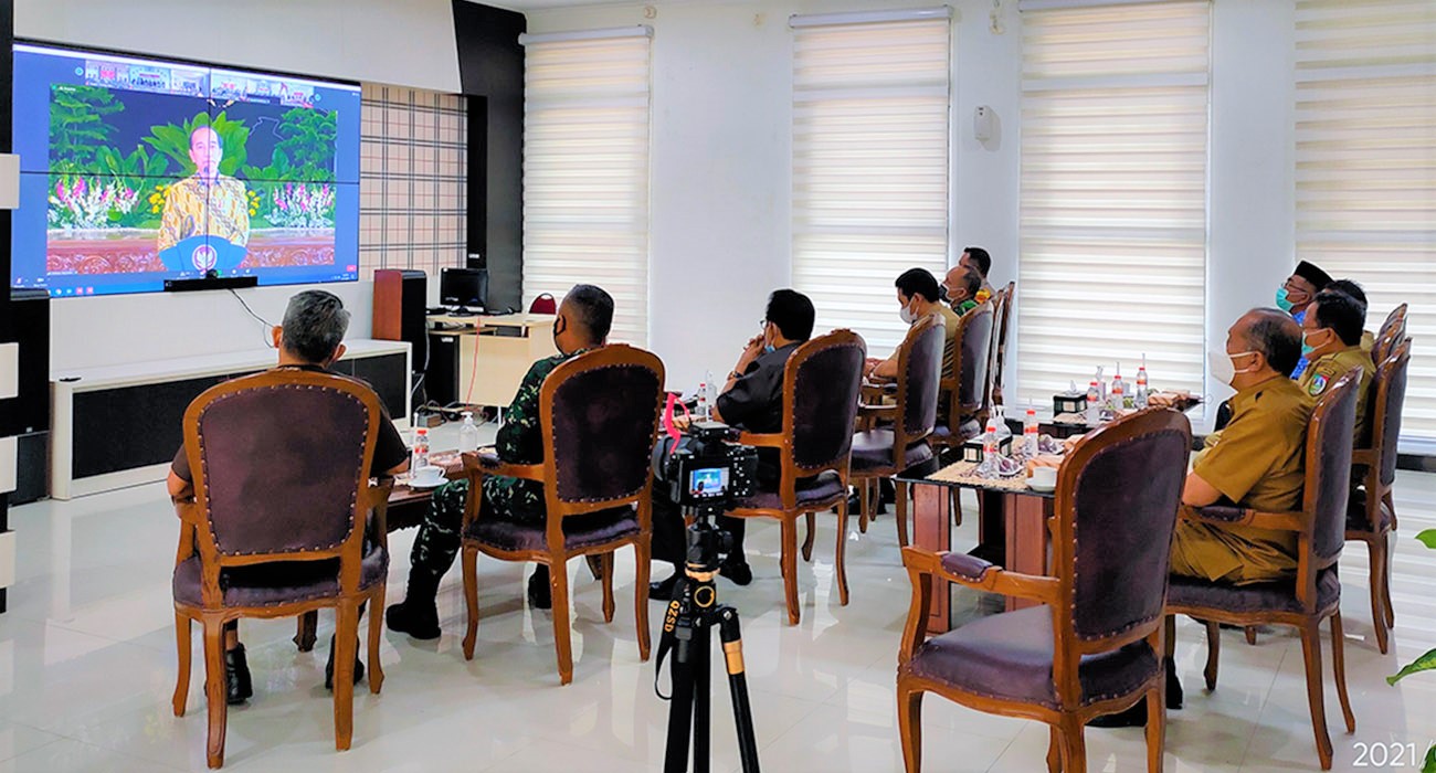Bupati Jombang Mengikuti Pengarahan Presiden RI Secara Virtual