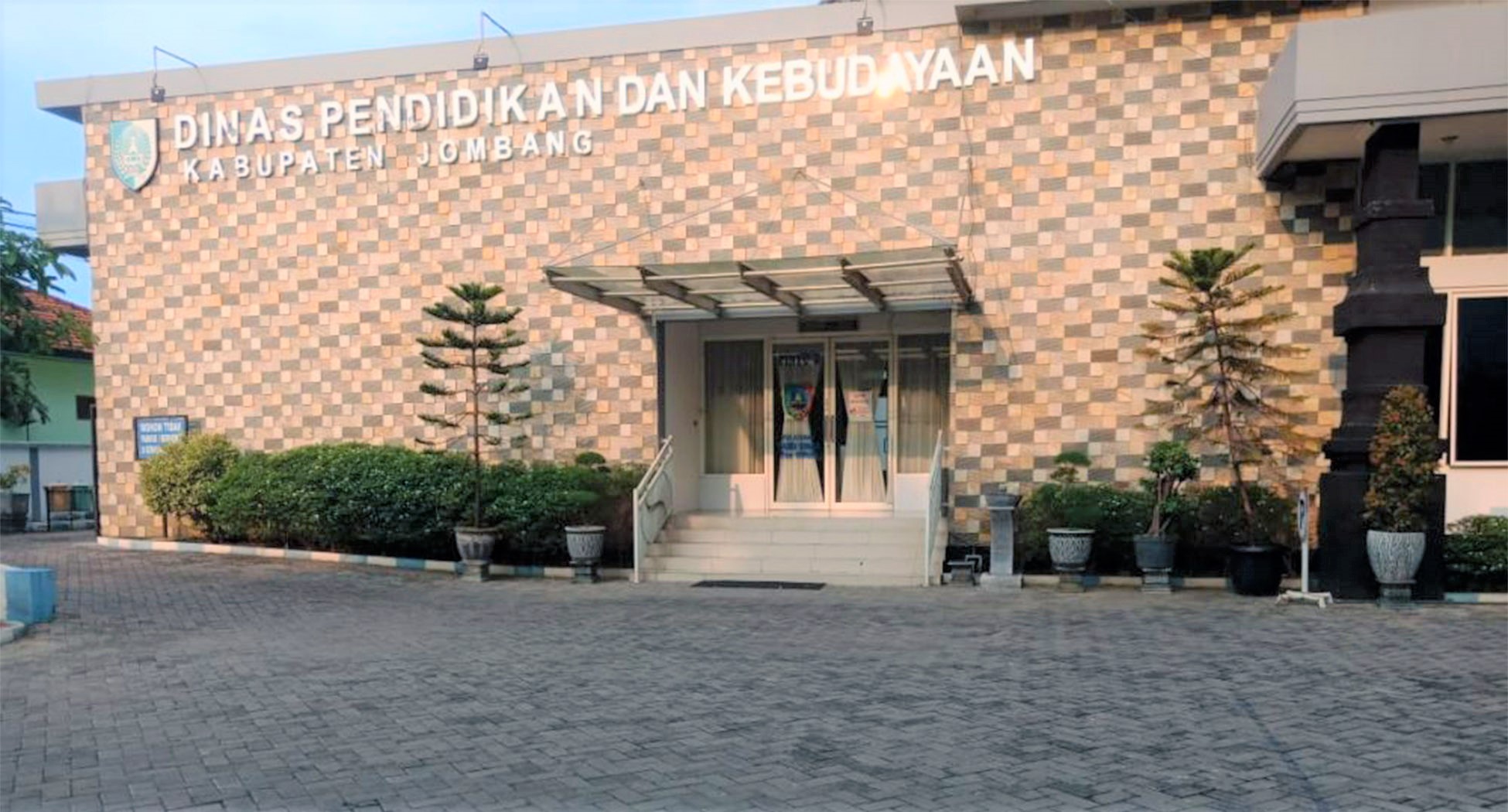 Kantor Dinas Pendidikan dan Kebudayaan Kabupaten Jombang