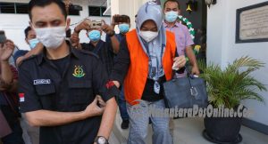 Hampir 2 Tahun Jadi Tersangka, Suliestyawati Eks Kadispertan Mojokerto Akhirnya Ditahan