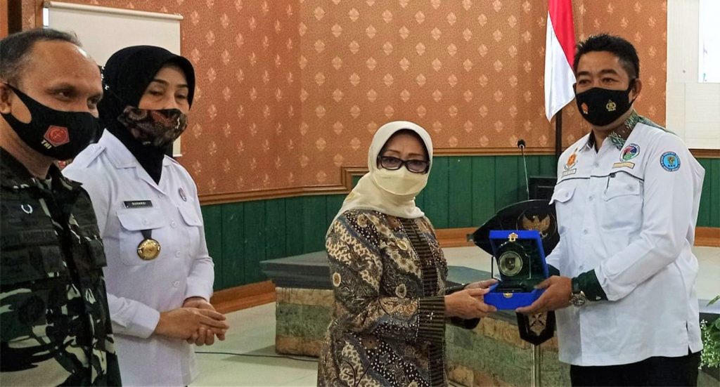Satresnarkoba Terima Penghargaan Dari Pemkab Jombang