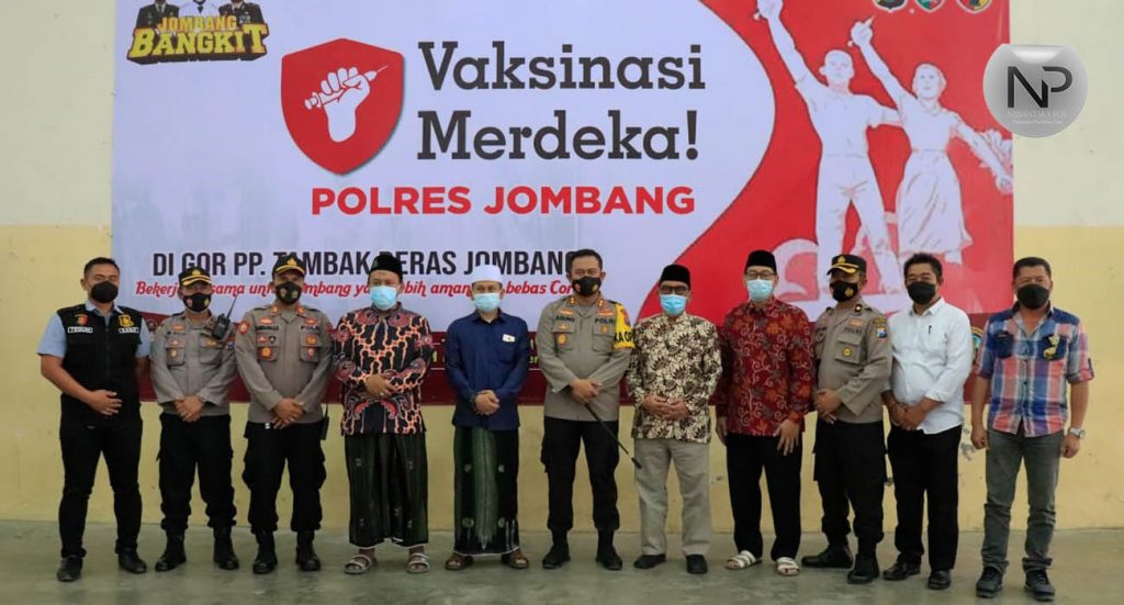 Ratusan Santri Ponpes Bahrul Ulum Tambakberas Ikuti Vaksinasi Covid-19