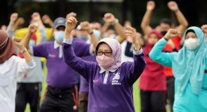Bupati Jombang Dan Jajarannya Senam Bersama Dalam Rangka Hari Jadi Ke 76 Pemprov Jatim