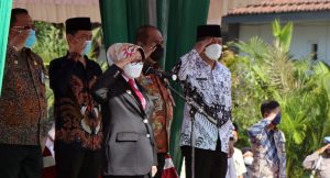 Pemkab Jombang Gelar Upacara Peringatan Hari Guru Nasional 2021