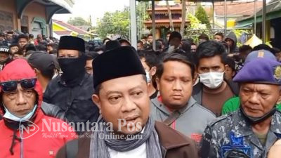 Hindari Jemput Paksa Tersangka Dugaan Pencabulan, Ribuan Massa Bentengi Ponpes Siddiqiyyah Jombang