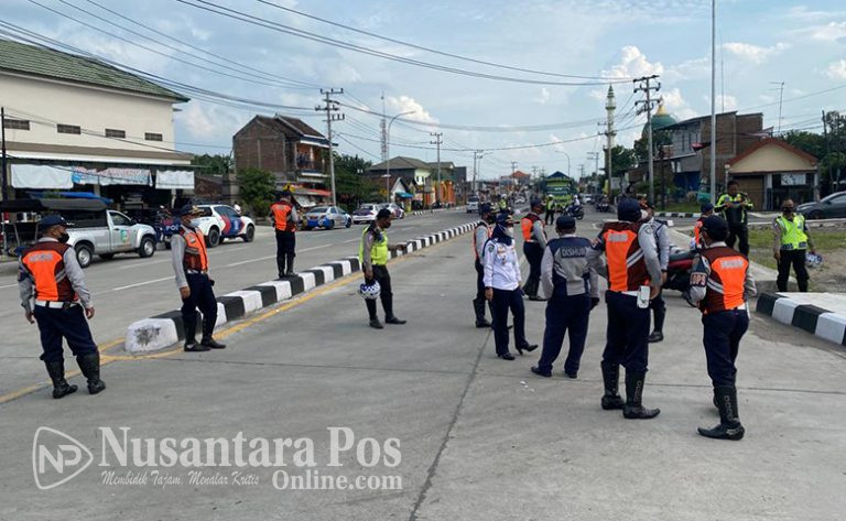 Uji coba jembatan_Ploso_dii_Jombang (2)