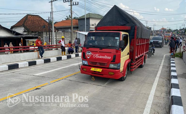 Uji coba jembatan_Ploso_dii_Jombang (4)