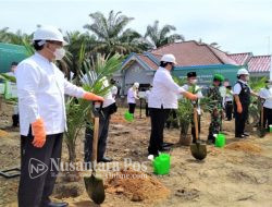 Menko Airlangga Bersama Ketum PBNU Pimpin Peremajaan Sawit Rakyat di Muara Enim