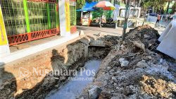 Proyek drainase trotoar di Jombang