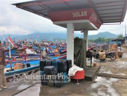 Kacau, Nelayan Trenggalek Kesulitan Melaut Akibat Kelangkaan Solar Dan Pembelian Dibatasi