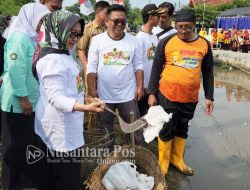 DLH Jombang Gelar Aksi Resik Kali Dan Pencanangan Sungai Bebas Sampah di Wilayah Ploso