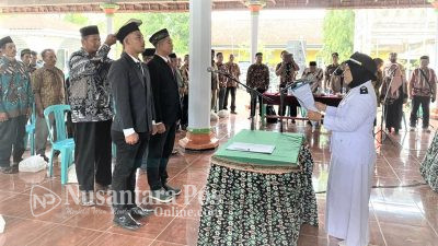 Kades Kedungmlati Jombang Mariyati S.Pd Melantik Dua Perangkat Desa Baru