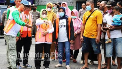 Bupati Jombang Tinjau Pelaksanaan Pengaspalan Jalan Pasar Senggol Bhayangkara