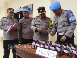 Propam Polres Jombang Lakukan Pemeriksaan Senpi Organik