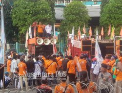 Tolak Perppu Cipta Kerja, Partai Buruh Jatim Kepung DPRD Jatim