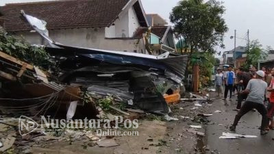 Diterjang Puting Beliung, Ratusan Rumah di Madiun Rusak