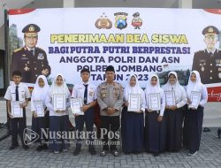 Polres Jombang Berikan Bea Siswa Pelajar Berprestasi, Untuk Putra-Putri Anggota Polri