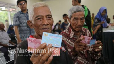 Pemkot Surabaya Mulai Salurkan BLT Permakanan Rp 200 Ribu