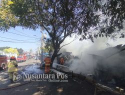 Empat Motor Ludes Terbakar Dalam Kebakaran Bengkel Dan Warung di Surabaya