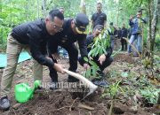Rayakan HUT Ke-34, Perumdam Tirta Kencana Jombang Gelar Ruwatan Dan Tanam Pohon