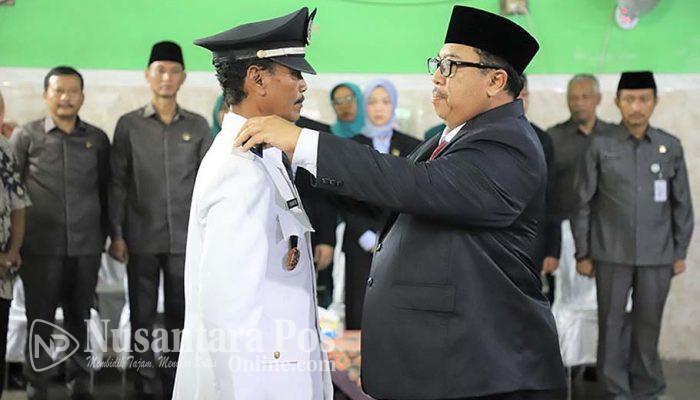Bupati Jombang lantik Kepala Desa Antar Waktu Desa Pulolor