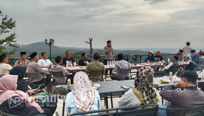 Dukung Sektor Pariwisata, Kapolres Jombang Gelar Kegiatan Ngopi Bareng Bersama Insan Pers