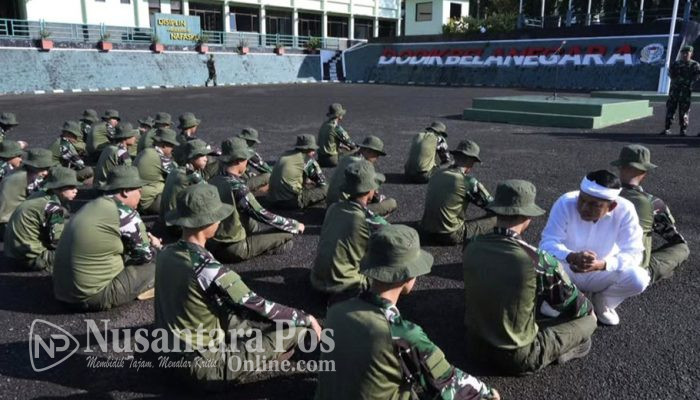 Menteri HAM Akan Usulkan ‘Siswa Nakal Masuk Barak’ Jadi Program Nasional