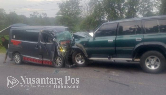 Toyota Land Cruiser Vs Ambulans di  Riau, Dua Korban Tewas Empat Luka Berat