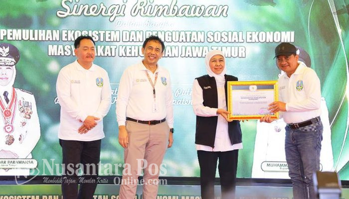 Bupati Jombang Raih Penghargaan Katagori Pemulihan Ekosistem Dari Gubernur Jatim