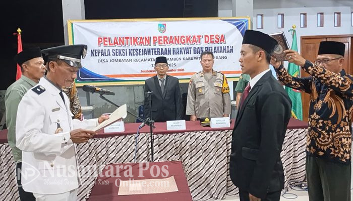 Kades Jombatan Jombang Melantik Agus Awaluddin Sebagai Kasi Kesra