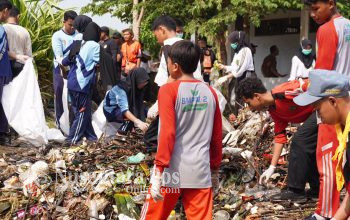 world-cleanup-day-2025-di-jombang (4)