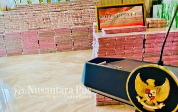 Kejagung-Serahkan-Uang-Korupsi-CPO-Rp13 Triliun (5)