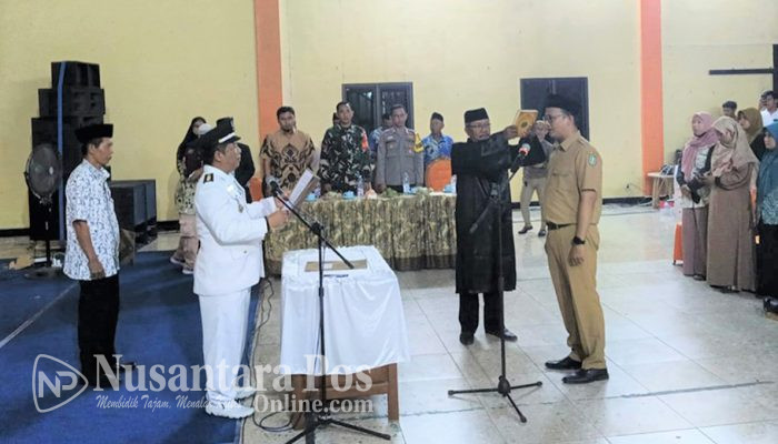 Kades Pulogedang Jombang Lantik Kasi Pemerintahan