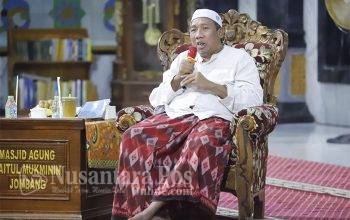 Acara_pengajian-umum-dalam-rangka-memperingati-Isra-Mi’raj-Muhammad-SAW-di-Jombang